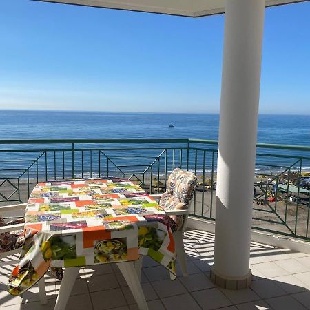 Torrox Costa Beachfront Apartment Exterior photo
