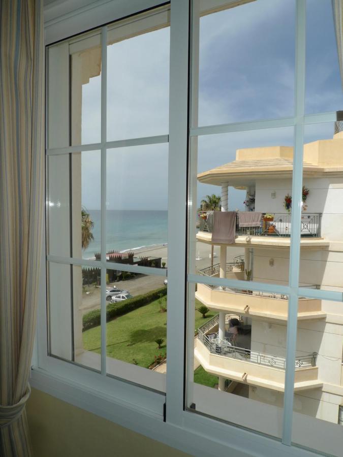 Torrox Costa Beachfront Apartment Exterior photo