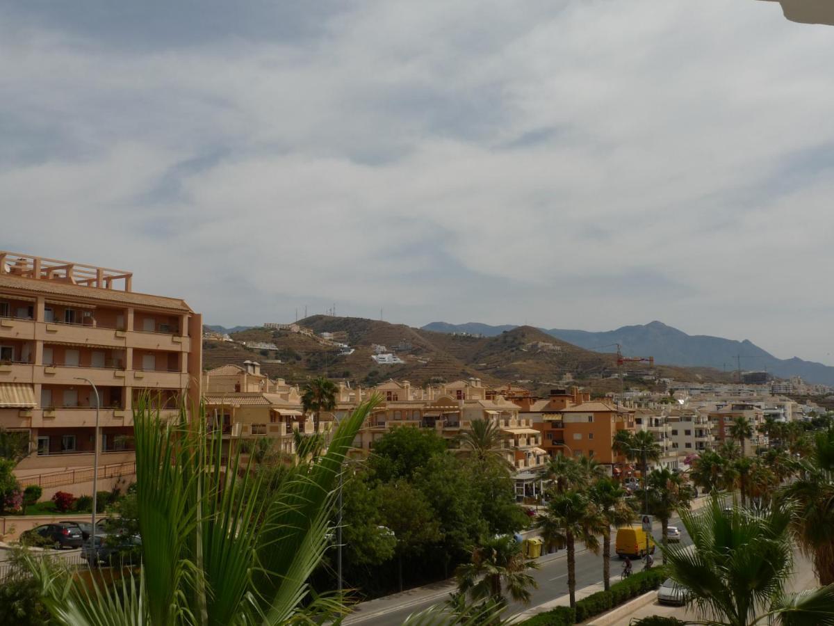 Torrox Costa Beachfront Apartment Exterior photo