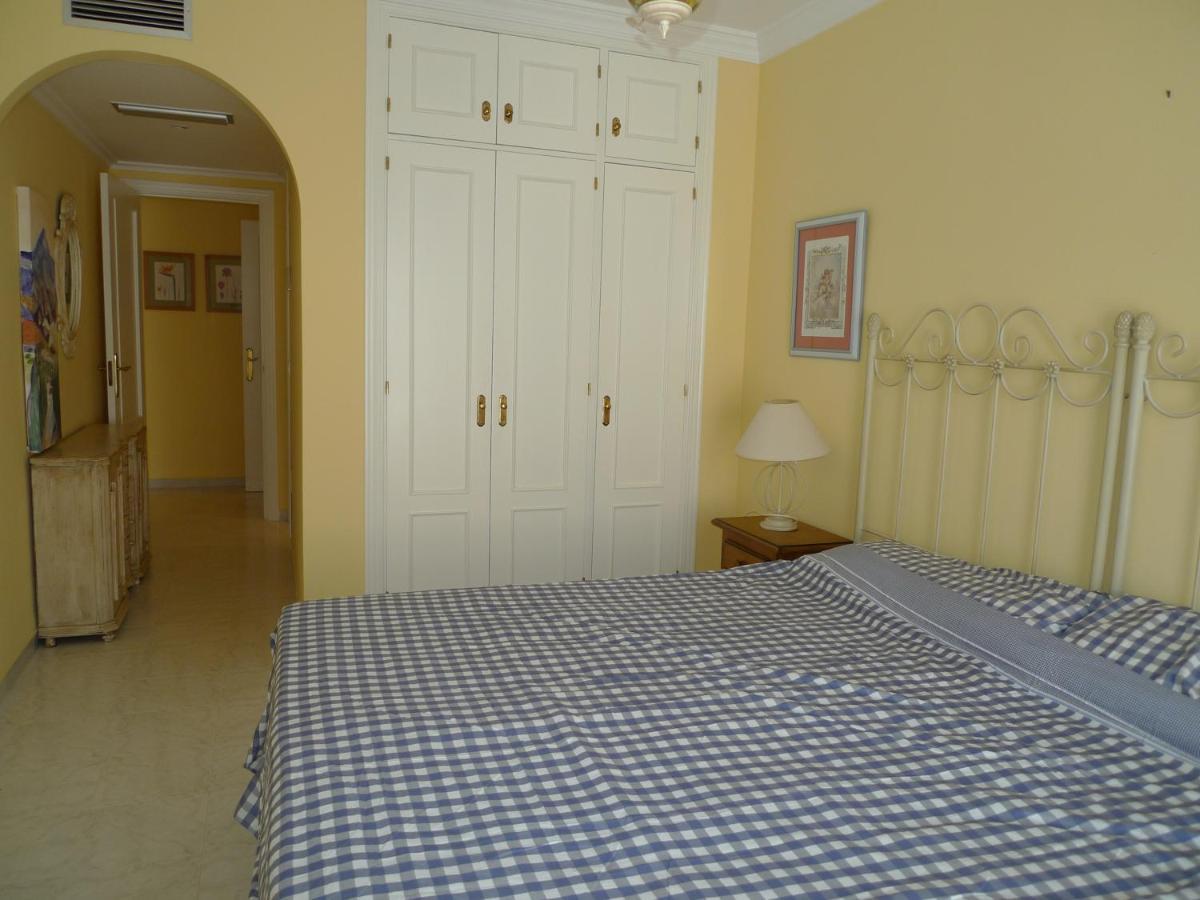 Torrox Costa Beachfront Apartment Exterior photo