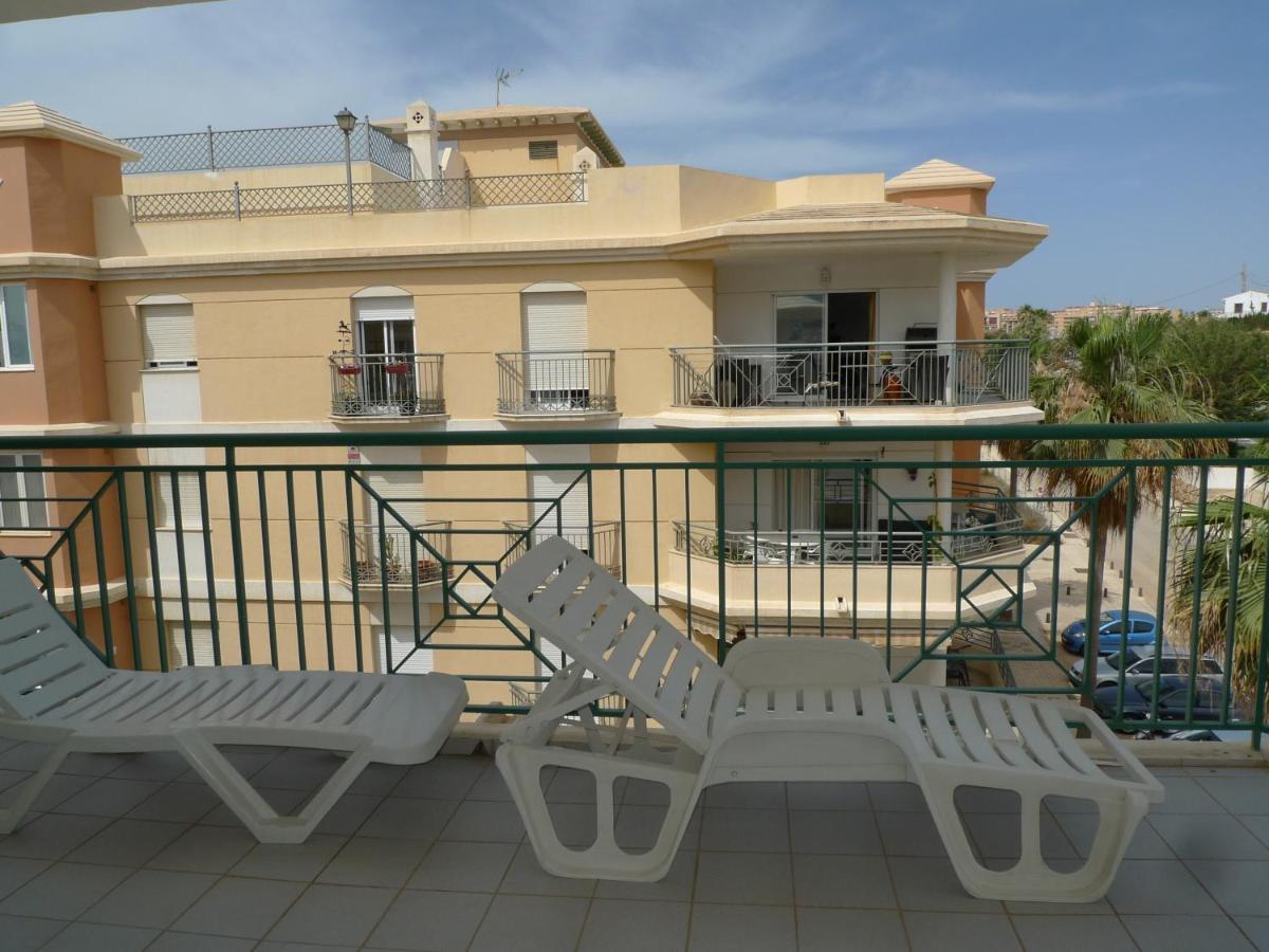 Torrox Costa Beachfront Apartment Exterior photo
