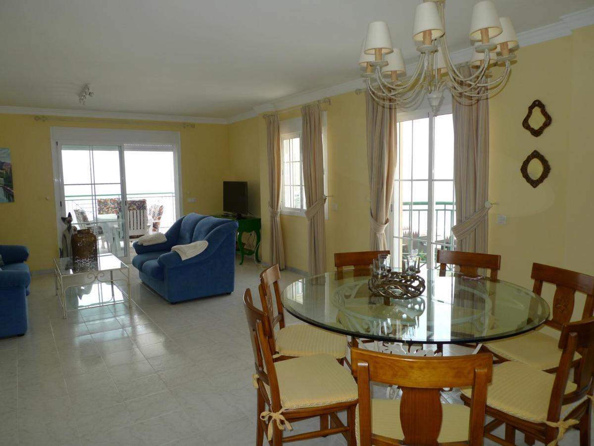 Torrox Costa Beachfront Apartment Exterior photo