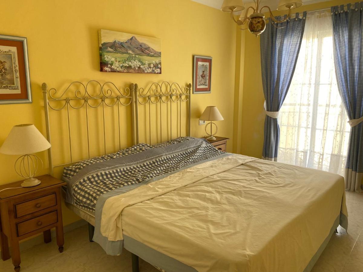 Torrox Costa Beachfront Apartment Exterior photo